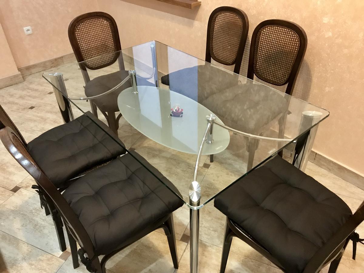 Large Apartment In The City Center มุกาเชเว ภายนอก รูปภาพ