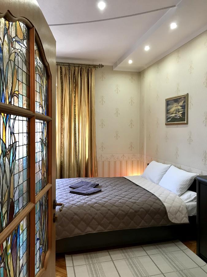 Large Apartment In The City Center มุกาเชเว ภายนอก รูปภาพ